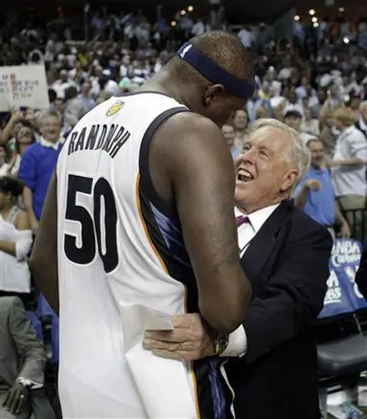 Dueño de Grizzlies admite que el equipo está en venta