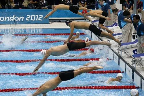 Estados Unidos marca el mejor tiempo en 4x200