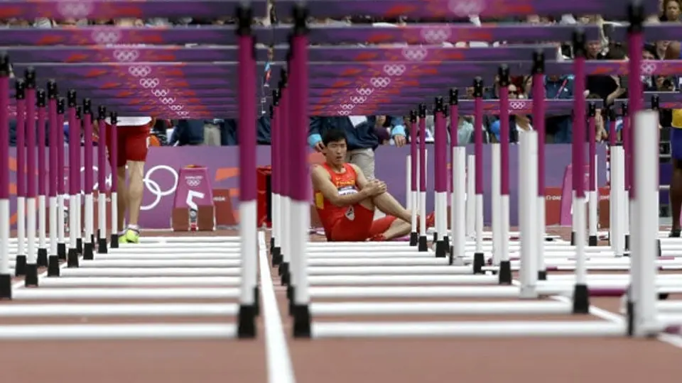 Liu Xiang sería operado luego de accidente en los 110 mts vallas