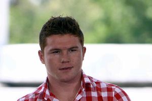 Entrenador del Canelo sentencia: 'Está listo para vencer a Mayweather'