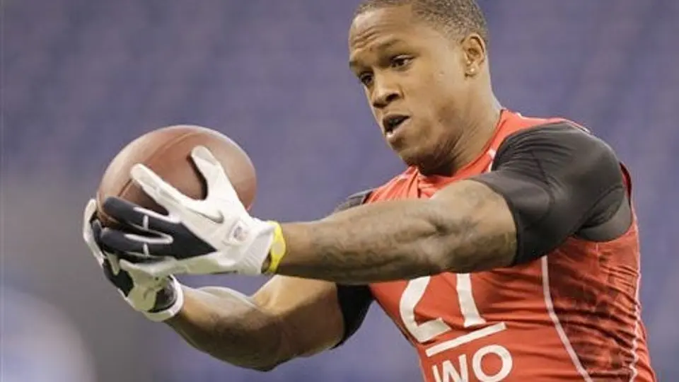 Encuentran muerto a jugador de Tennessee