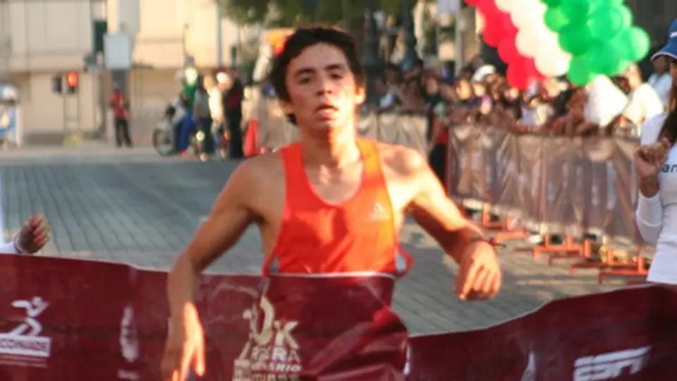 Más de 800 atletas compiten en el 10K de la CONADE