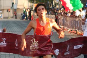 Más de 800 atletas compiten en el 10K de la CONADE