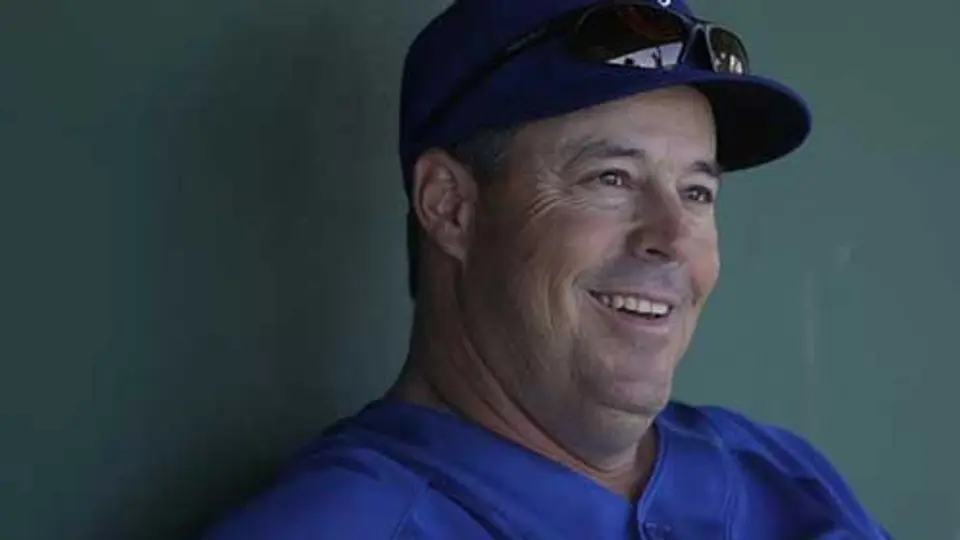 Greg Maddux llega a los Rangers