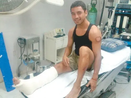 Montiel sufre accidente en moto, no peleará en noviembre