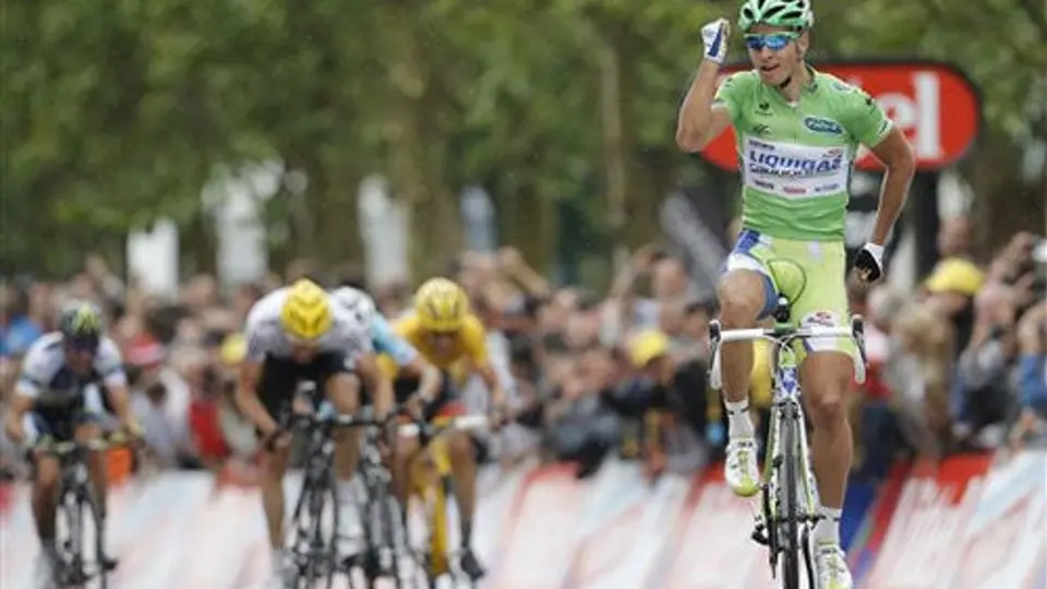 Sagan se queda con la tercera etapa del Tour de France