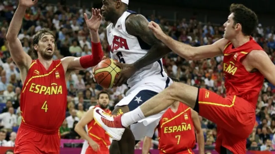 Selección española de basquetbol causó destrozos en la Villa Olímpica