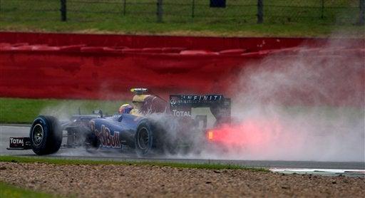 La sesión estuvo marcado por la intermitente lluvia en el circuito de Silverstone l EFE