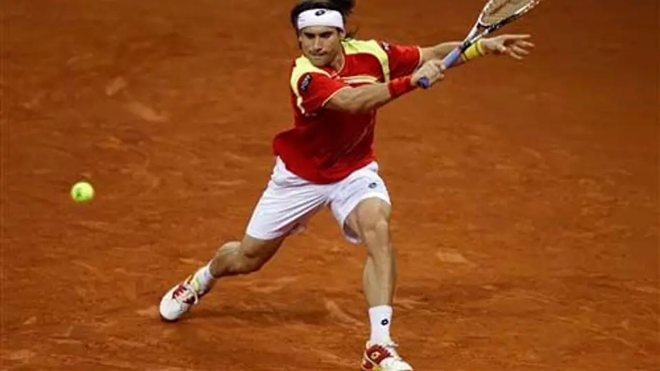 Ferrer venció a Del Potro y pone la serie 2-0