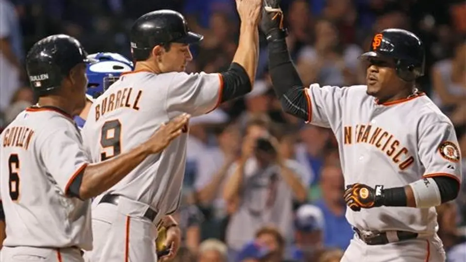 San Francisco derrota 6-5 a Filadelfia en el cuarto juego