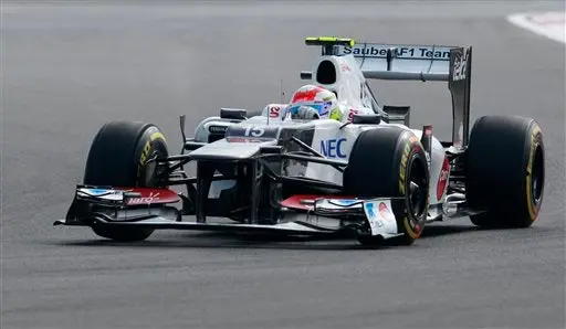 Checo Pérez finaliza 15 en la P1 del GP Corea