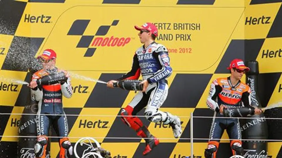 Gana Lorenzo GP de Gran Bretaña en MotoGP