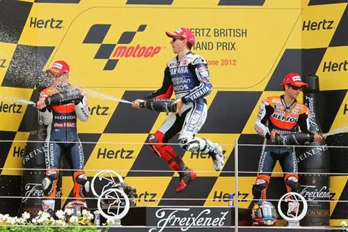 Gana Lorenzo GP de Gran Bretaña en MotoGP