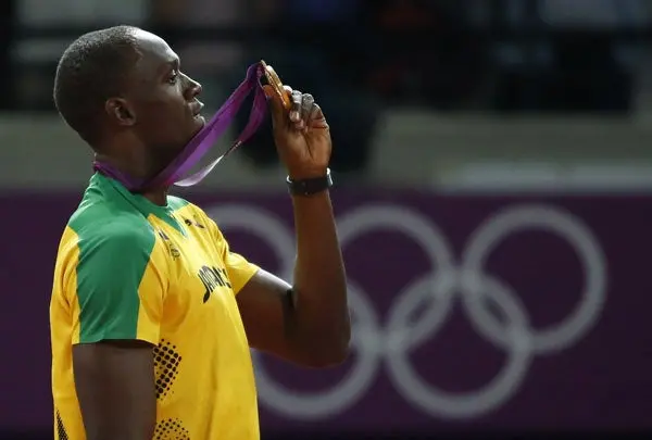 Usain Bolt pierde el respeto a Carl Lewis