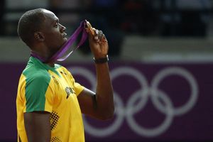 Usain Bolt pierde el respeto a Carl Lewis