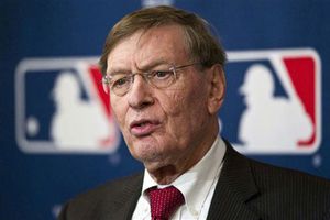 MLB firma nuevo contrato televisivo