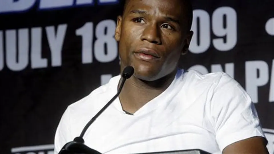 Golden Boy Promotions dice que Arum de no quiere el Mayweather-Pacquiao