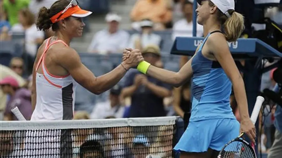 Stosur inicia con victoria su defensa del US Open