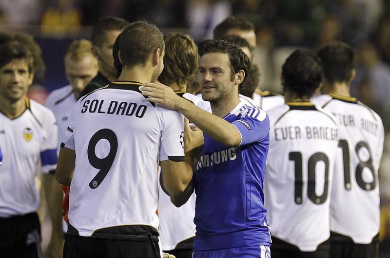 vlencia y Chelsea se enfrentan en el duelo de la Jornada 2 de la Champions League. FOTO: EFE