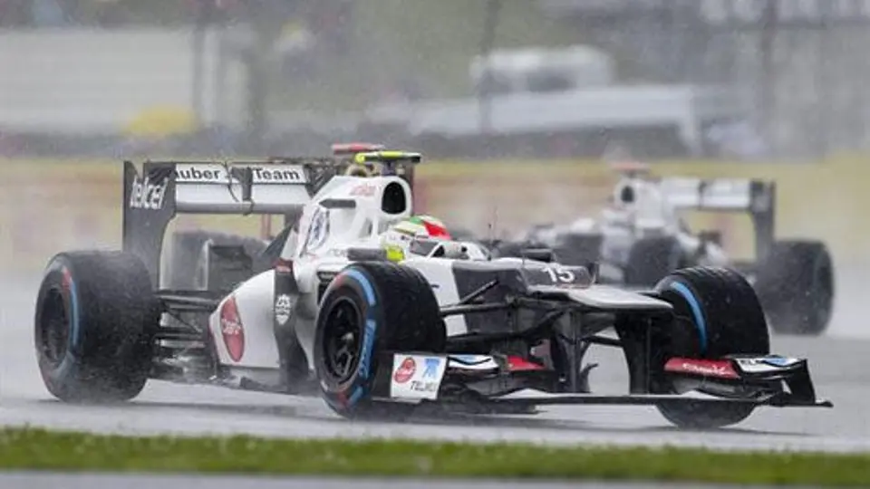 Pérez largará 17º en Silverstone
