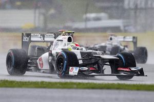 Pérez largará 17º en Silverstone