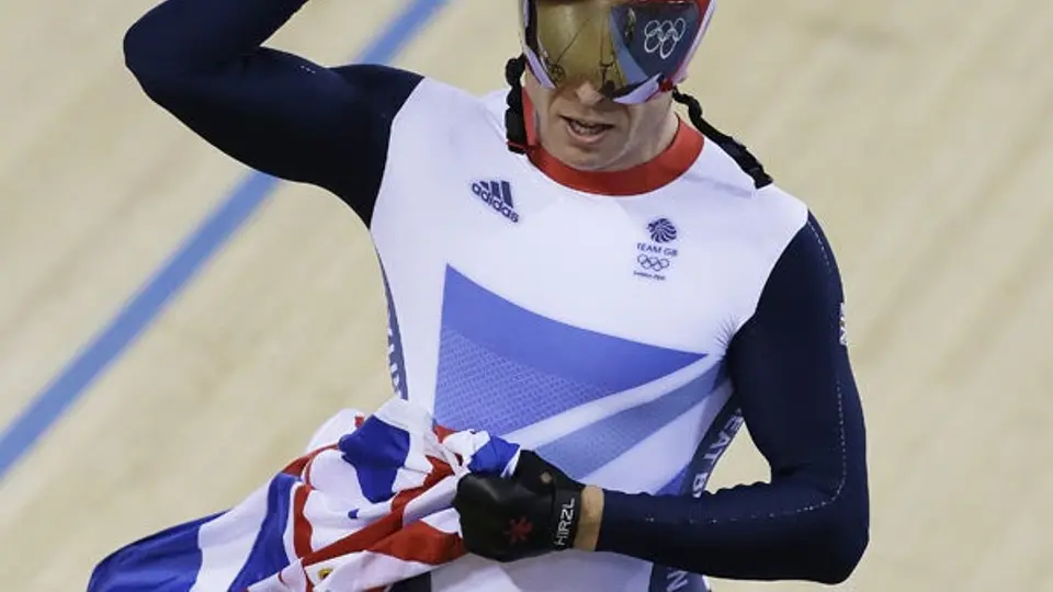 Chris Hoy desplaza a Redgrave en Oros ganados