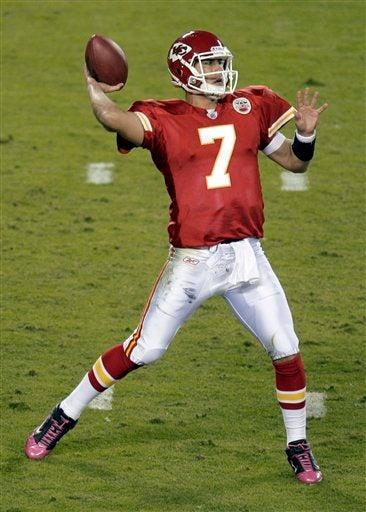 El quarterback de los Jefes, Matt Cassel. FOTO:AP