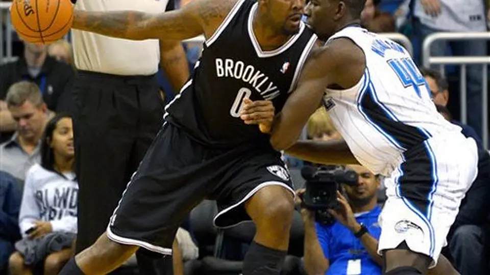 Nets aplastan al Magic