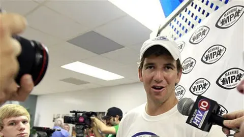 Eli Manning cree que Gigantes deben mejorar para repetir
