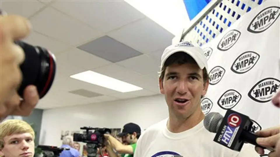 Eli Manning cree que Gigantes deben mejorar para repetir