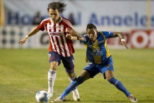 Arellano intentó hacer daño sin obtener resultados (FOTO: MEXSPORT)