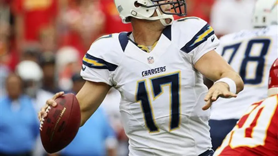 San Diego se impone con muchos errores de Kansas City