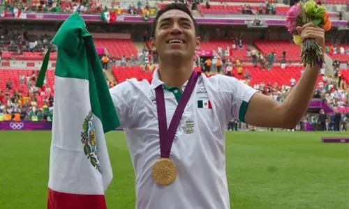 Marco Fabián dedica el Oro a su hermano
