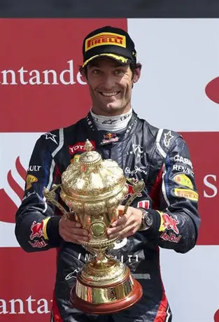 Webber renueva con Red Bull