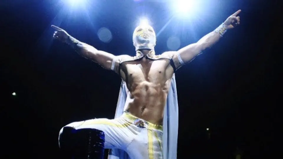 Místico regresa' triunfalmente a la Arena México