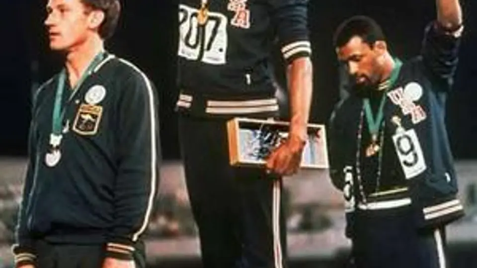 Smith, integrante del 'Black Power', subastará el oro que ganó en México 68