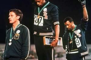 Smith, integrante del 'Black Power', subastará el oro que ganó en México 68