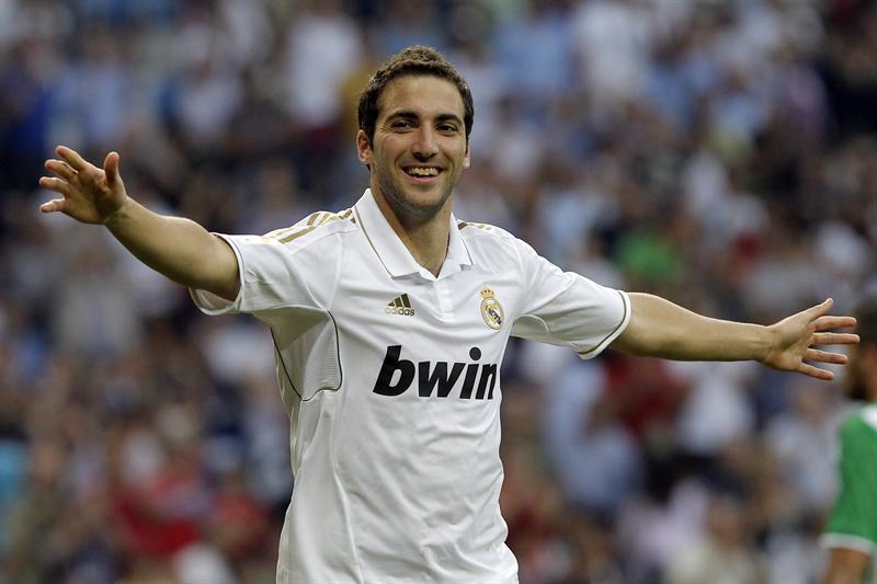 Higuaín tuvo una noche de ensueño. FOTO: EFE