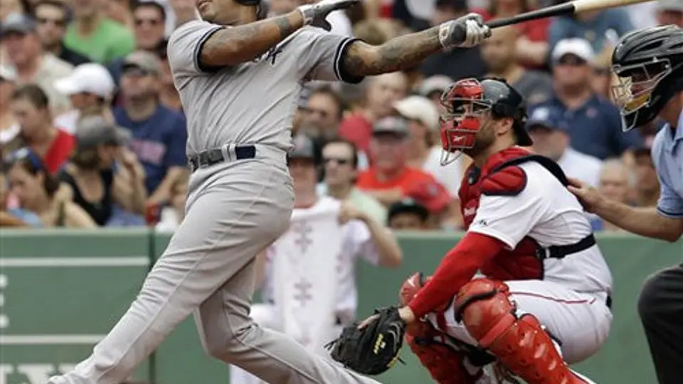 Yankees derrotó a Boston con 4 cuadrangulares