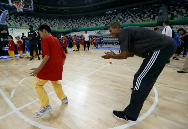 ?NBA abrirá un centro de basquetbol en China