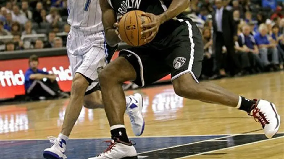 Nets suman ante Orlando su quinto triunfo al hilo