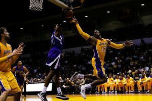 Lakers establecen la peor marca de su historia en pretemporada