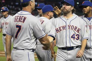 R.A. Dickey consigue su 14ta victoria con Mets