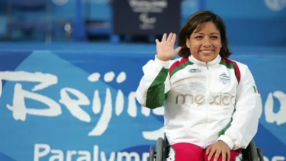 México hace el 1-2 en halterofilia femenil