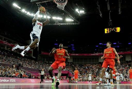 Grandes juagadas del Dream Team permitieron que se llevaran el oro | AP