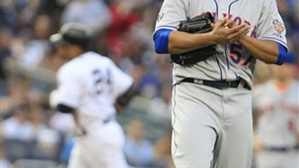 Frenan en 19 entradas racha de Johan Santana