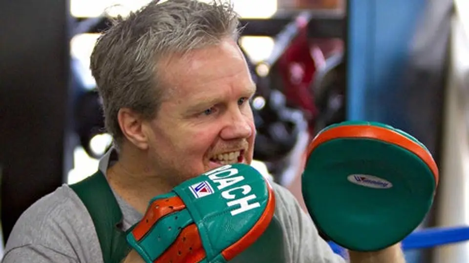 "Pacquiao se volvió mejor peleador después de enfrentar a Márquez": Roach