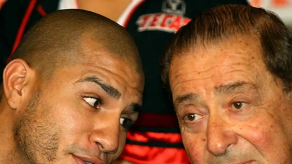 "Ni Ali metió tanta gente como Cotto en sus peleas": Arum