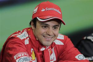 Massa renueva con Ferrari hasta 2013