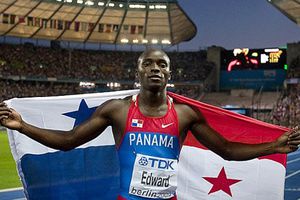 Alonso Edward fue descalificado por salida en falso